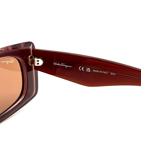 NEW!!! SALVATORE FERRAGAMO Sunglasses SF1079S 211 Authentic - Picture 9 of 11